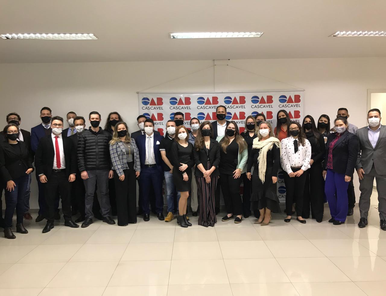 OAB CASCAVEL PROMOVE RECEPÇÃO AOS ADVOGADOS INICIANTES
