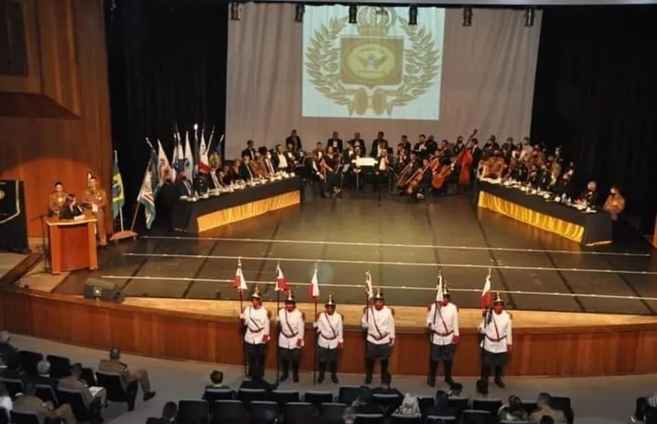 Advogados são agraciados com Medalhas de